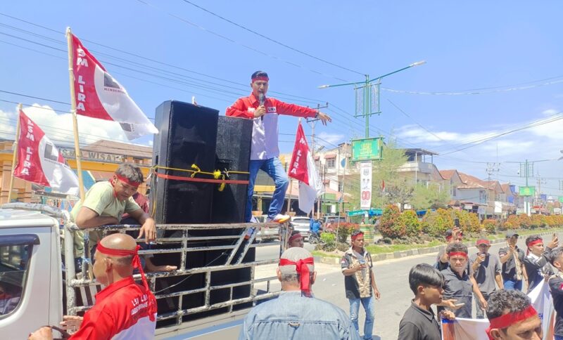 filter: 0; fileterIntensity: 0.0; filterMask: 0; captureOrientation: 0; module: photo; 
hw-remosaic: false; 
touch: (-1.0, -1.0); 
modeInfo: ; 
sceneMode: 8; 
cct_value: 5700; 
AI_Scene: (1, 0); 
aec_lux: 137.0; 
aec_lux_index: 0; 
hist255: 0.0; 
hist252~255: 0.0; 
hist0~15: 0.0; 
albedo:  ; 
confidence:  ; 
motionLevel: 0; 
weatherinfo: null; 
temperature: 40;