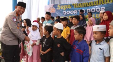 Sapa Ramadhan Door To Door Kapolres Simalungun Berbuka Puasa Bersama Salurkan Tali Asih kepada Anak-anak Yatim Piatu serta Kaum Duafa