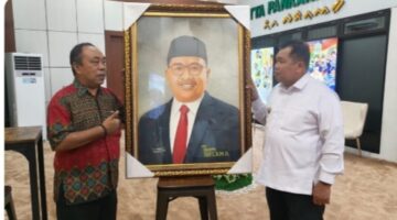Ibrahim Persembahkan Karya Spesial Untuk Bupati Takalar 