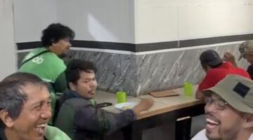 Usai Antre Panjang BBM, Syukur Pengemudi Ojol Terobati di Dapur Umum GRIB Jaya Medan