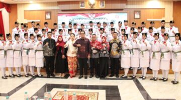Dandim Hadiri Jamuan Makan Malam Dengan Paskibraka Kota Medan di Pendopo Rumah Dinas Walikota Medan