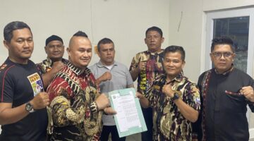 Rapatkan Barisan, PC 0201 GM FKPPI Kota Medan Serahkan SK Rayon Medan Denai